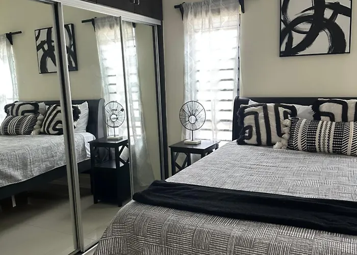 Munzel Villa Ocho Rios